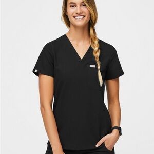 Figs scrub set — Catarina One-pocket top & Livingston basic scrub pants, size S
